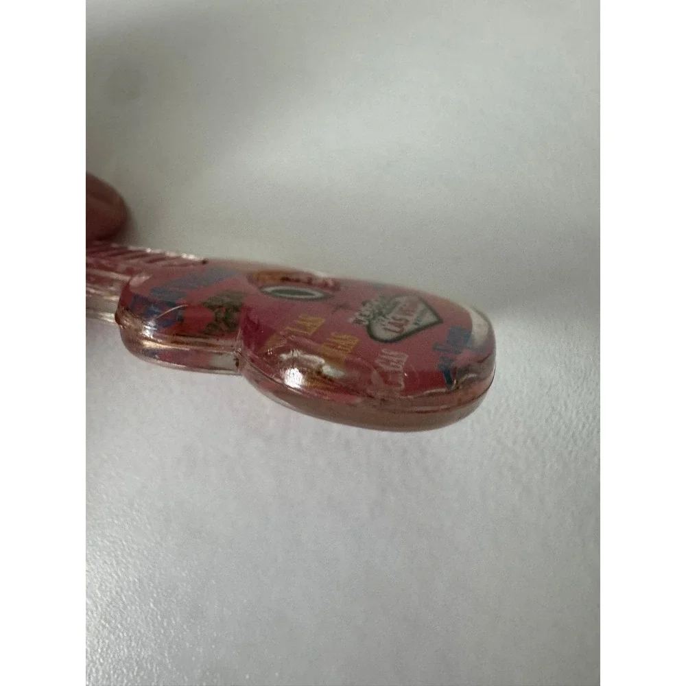 Las Vegas Pink Guitar‎ Acrylic Keychain Souvenir Welcome to Las Vegas Sign LV